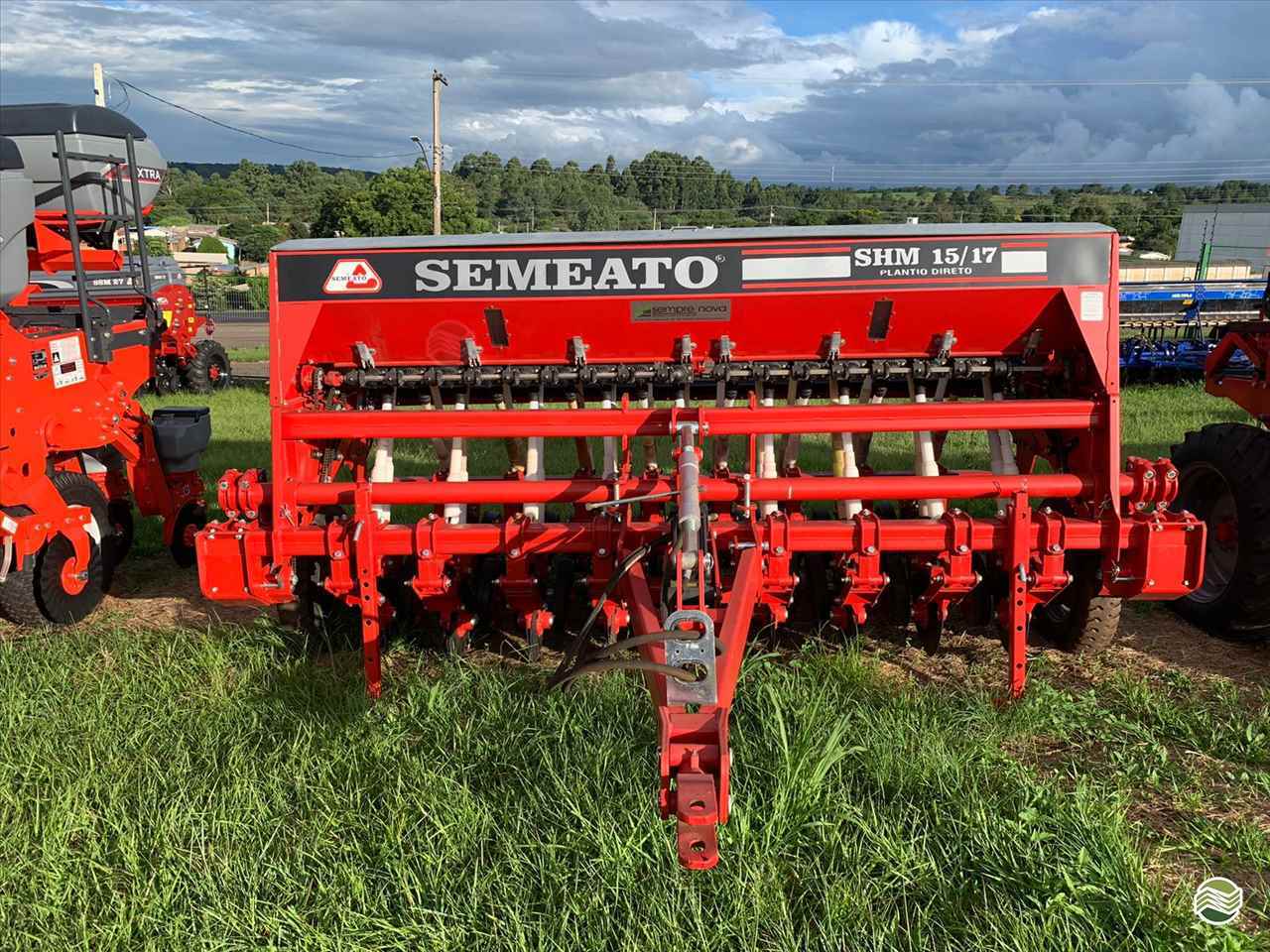 PLANTADEIRA SEMEATO SHM 15/17 Sempre Nova Máquinas e Implementos Agrícolas PASSO FUNDO RIO GRANDE DO SUL RS